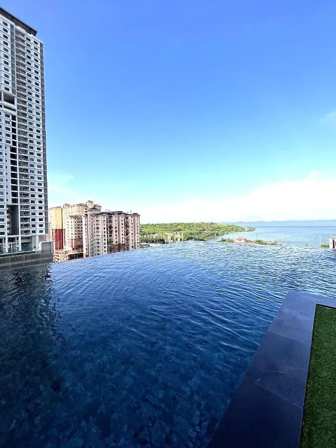 Appartamento Georgetown Skypool Urban 3Br Family & Baby-Friendly 9Pax Seaview Penang Jelutong Malesia