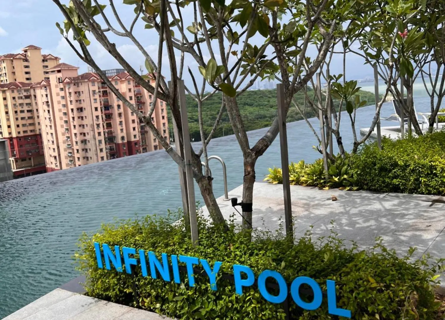 Appartamento Georgetown Skypool Urban 3Br Family & Baby-Friendly 9Pax Seaview Penang Jelutong